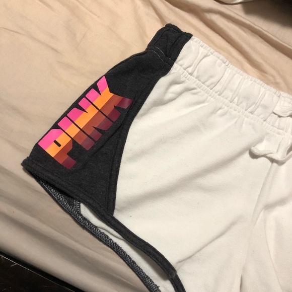 Victoria Secret PINK Shorts Size XS - Picture 4 of 5